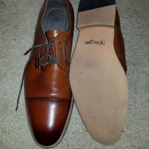 Men's dress shoes